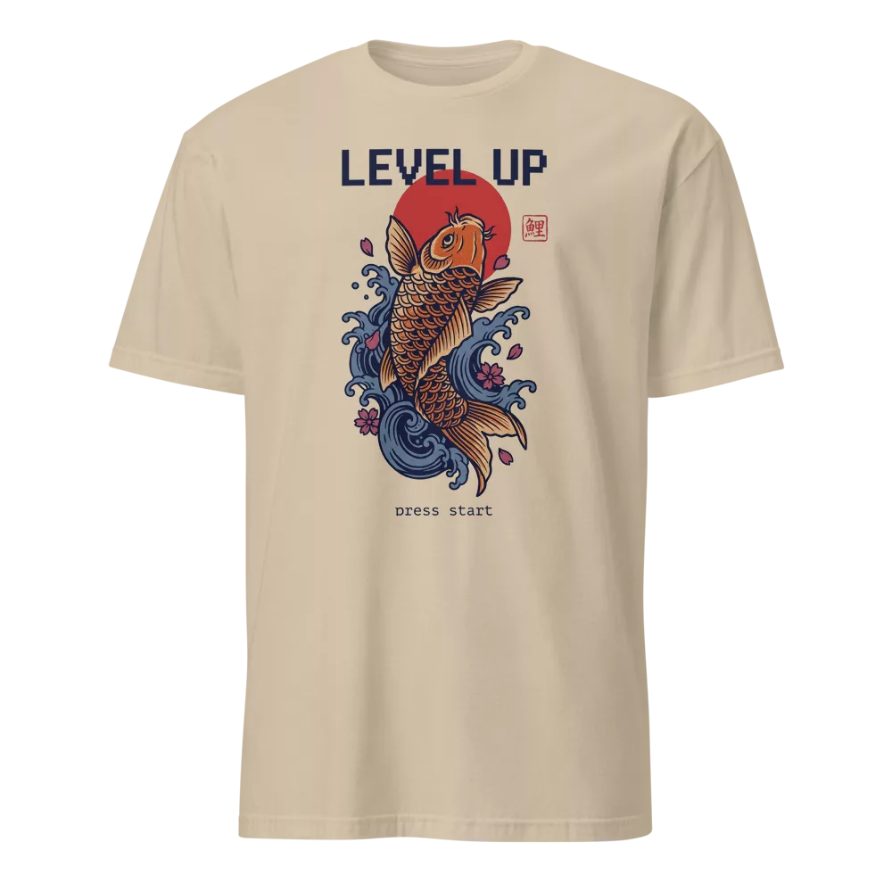 Camiseta beige con carpa koi dorada saltando entre olas y sakuras, texto Level Up — color Arena